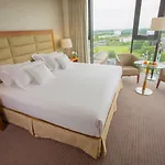 喜来登阿斯隆酒店 4*