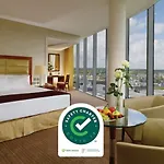 فندق Sheraton آثلون
