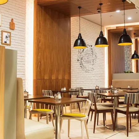 喜来登阿斯隆酒店 4* 阿斯隆