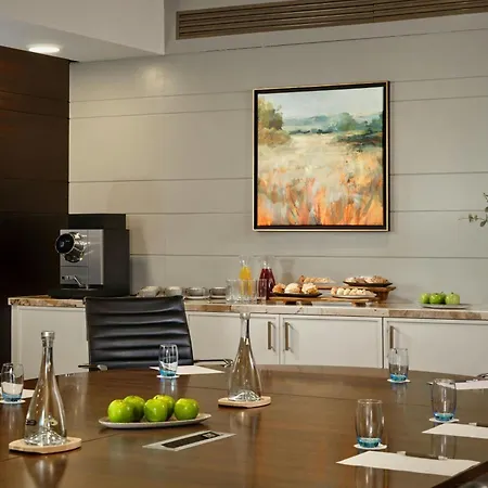 Sheraton 4*