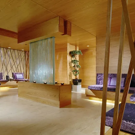 Sheraton 4* آثلون