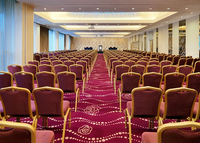 Sheraton Hotel 4*